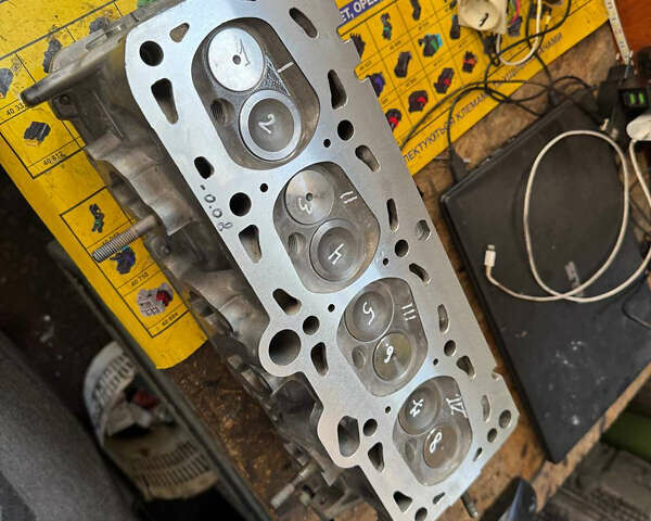 Бежевый Шкода Октавия, объемом двигателя 1.6 л и пробегом 213 тыс. км за 5500 $, фото 51 на Automoto.ua