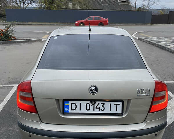 Бежевый Шкода Октавия, объемом двигателя 1.9 л и пробегом 350 тыс. км за 4999 $, фото 17 на Automoto.ua