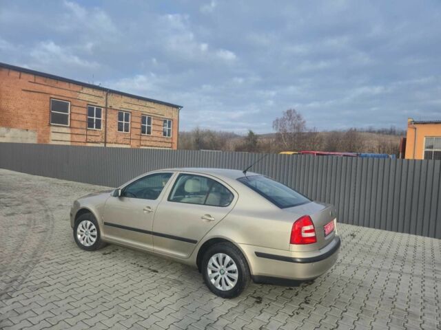 Бежевий Шкода Октавія, об'ємом двигуна 1.6 л та пробігом 212 тис. км за 5999 $, фото 12 на Automoto.ua