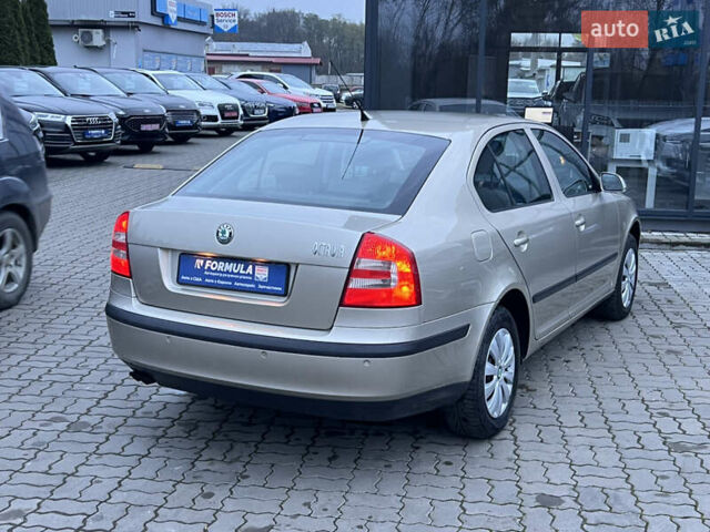 Бежевый Шкода Октавия, объемом двигателя 1.6 л и пробегом 212 тыс. км за 5490 $, фото 36 на Automoto.ua