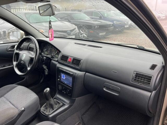 Бежевый Шкода Октавия, объемом двигателя 1.6 л и пробегом 192 тыс. км за 5650 $, фото 15 на Automoto.ua