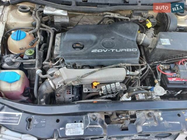 Шкода Октавия 2005 в Запорожье на Automoto.ua Бежевый Шкода Октавия, объемом двигателя 1.78 л и пробегом 234 тыс. км за 4900 $, фото 5 на Automoto.ua