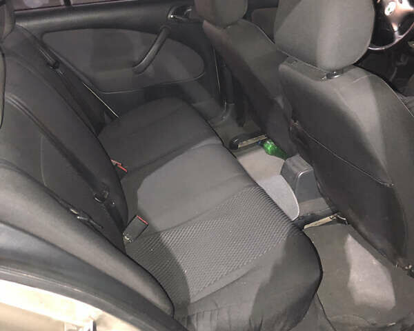 Бежевый Шкода Октавия, объемом двигателя 1.9 л и пробегом 593 тыс. км за 4800 $, фото 5 на Automoto.ua