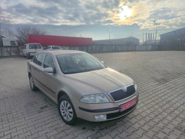 Бежевий Шкода Октавія, об'ємом двигуна 1.6 л та пробігом 212 тис. км за 5999 $, фото 5 на Automoto.ua