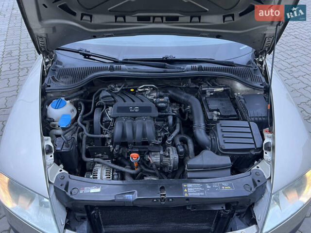 Бежевый Шкода Октавия, объемом двигателя 1.6 л и пробегом 212 тыс. км за 5490 $, фото 41 на Automoto.ua