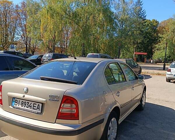Бежевий Шкода Октавія, об'ємом двигуна 1.6 л та пробігом 380 тис. км за 3999 $, фото 9 на Automoto.ua