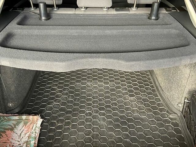 Бежевий Шкода Октавія, об'ємом двигуна 1.6 л та пробігом 265 тис. км за 6500 $, фото 8 на Automoto.ua