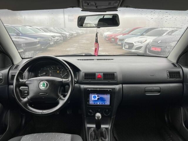 Бежевый Шкода Октавия, объемом двигателя 1.6 л и пробегом 192 тыс. км за 5650 $, фото 12 на Automoto.ua