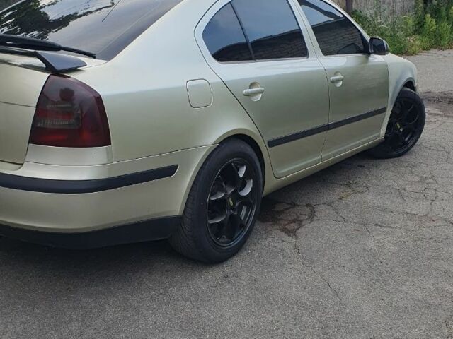 Бежевый Шкода Октавия, объемом двигателя 1.9 л и пробегом 350 тыс. км за 3500 $, фото 6 на Automoto.ua