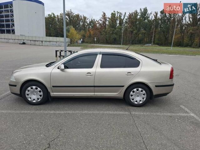 Шкода Октавия 2005 в Малине на Automoto.ua Бежевый Шкода Октавия, объемом двигателя 1.6 л и пробегом 324 тыс. км за 6900 $, фото 5 на Automoto.ua