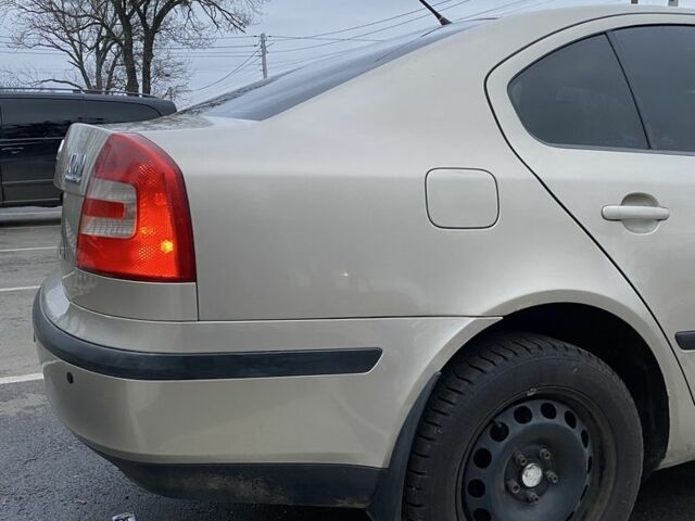 Бежевый Шкода Октавия, объемом двигателя 1.9 л и пробегом 350 тыс. км за 4999 $, фото 7 на Automoto.ua