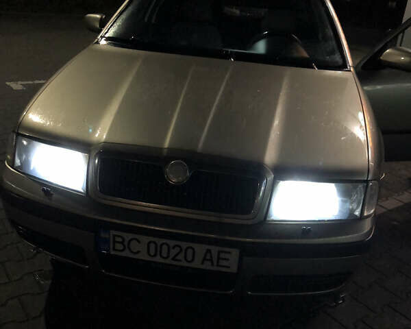 Бежевый Шкода Октавия, объемом двигателя 1.9 л и пробегом 593 тыс. км за 4800 $, фото 9 на Automoto.ua