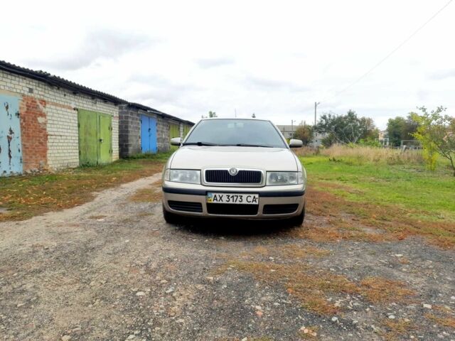 Шкода Октавія 2005 у Чугуеве на Automoto.ua Бежевий Шкода Октавія, об'ємом двигуна 1.6 л та пробігом 248 тис. км за 5750 $, фото 1 на Automoto.ua
