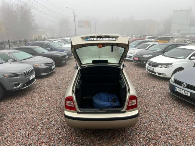 Бежевый Шкода Октавия, объемом двигателя 1.6 л и пробегом 192 тыс. км за 5650 $, фото 8 на Automoto.ua