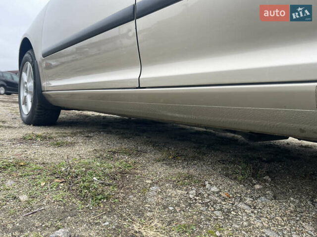 Бежевий Шкода Октавія, об'ємом двигуна 0 л та пробігом 235 тис. км за 6450 $, фото 45 на Automoto.ua