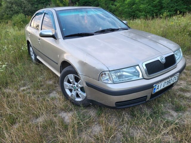 Бежевый Шкода Октавия, объемом двигателя 1.8 л и пробегом 527 тыс. км за 3900 $, фото 23 на Automoto.ua