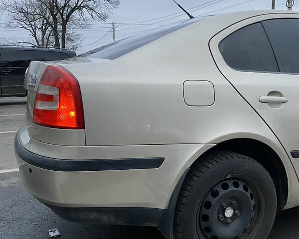 Бежевый Шкода Октавия, объемом двигателя 1.9 л и пробегом 350 тыс. км за 4999 $, фото 23 на Automoto.ua