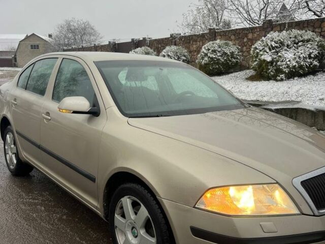 Бежевый Шкода Октавия, объемом двигателя 2 л и пробегом 242 тыс. км за 2599 $, фото 7 на Automoto.ua