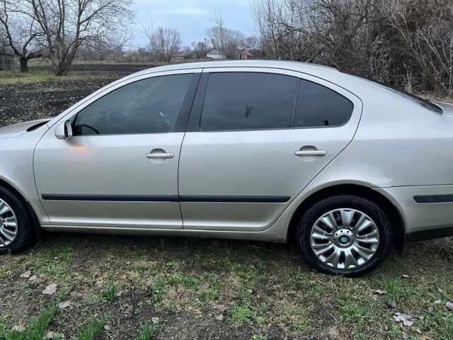 Бежевый Шкода Октавия, объемом двигателя 1.6 л и пробегом 320 тыс. км за 5300 $, фото 2 на Automoto.ua