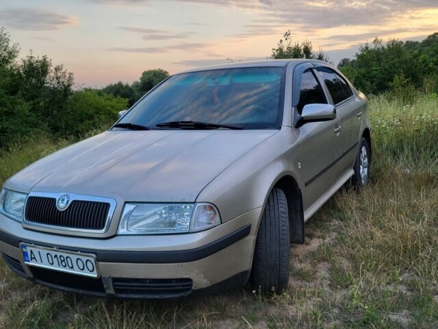 Бежевый Шкода Октавия, объемом двигателя 1.8 л и пробегом 527 тыс. км за 3900 $, фото 14 на Automoto.ua