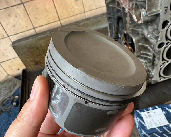 Бежевый Шкода Октавия, объемом двигателя 1.6 л и пробегом 213 тыс. км за 5500 $, фото 53 на Automoto.ua