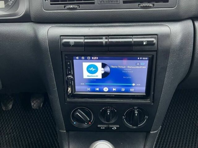 Бежевый Шкода Октавия, объемом двигателя 1.6 л и пробегом 192 тыс. км за 5650 $, фото 10 на Automoto.ua