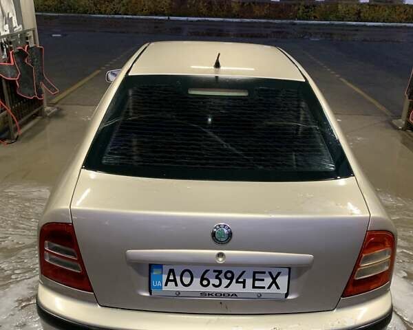Бежевый Шкода Октавия, объемом двигателя 1.9 л и пробегом 329 тыс. км за 3500 $, фото 1 на Automoto.ua