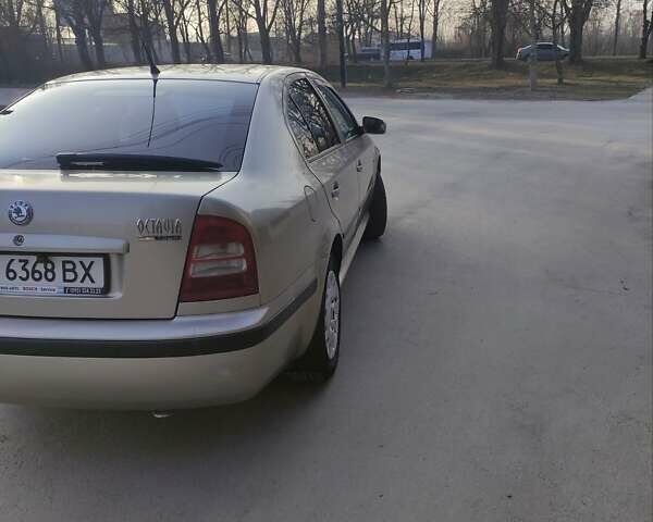 Бежевый Шкода Октавия, объемом двигателя 1.6 л и пробегом 255 тыс. км за 4000 $, фото 14 на Automoto.ua