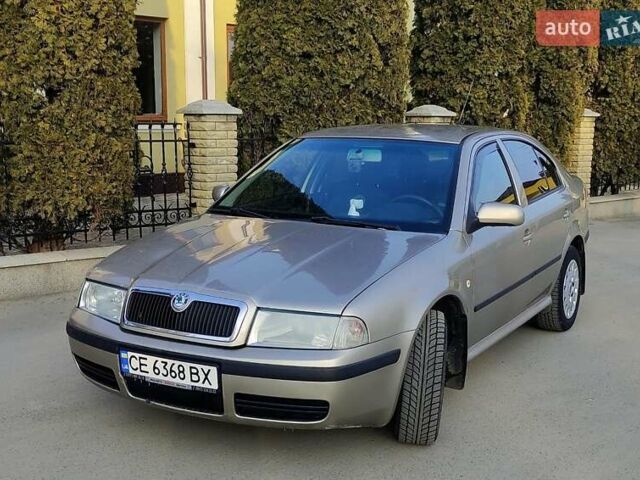 Бежевый Шкода Октавия, объемом двигателя 1.6 л и пробегом 255 тыс. км за 4000 $, фото 8 на Automoto.ua