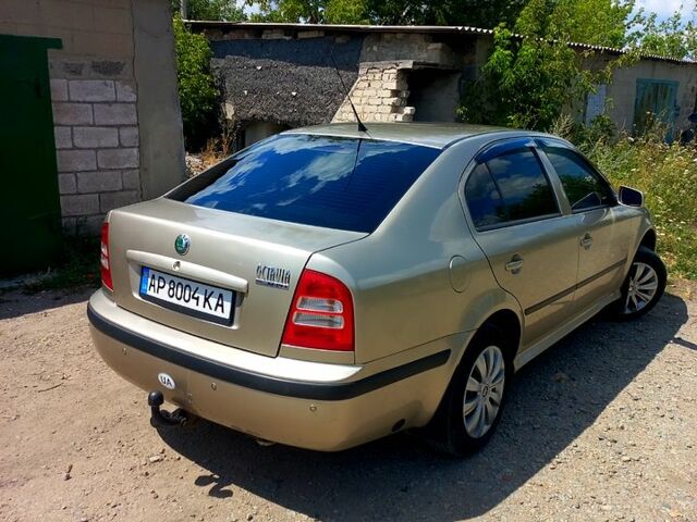 Бежевий Шкода Октавія, об'ємом двигуна 1.8 л та пробігом 234 тис. км за 4900 $, фото 1 на Automoto.ua