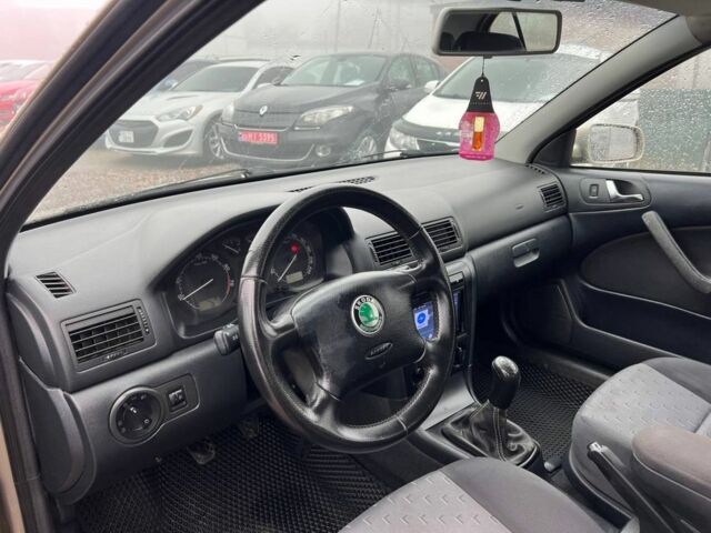 Бежевый Шкода Октавия, объемом двигателя 1.6 л и пробегом 192 тыс. км за 5650 $, фото 13 на Automoto.ua