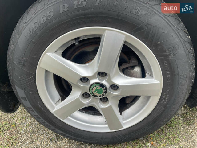 Бежевий Шкода Октавія, об'ємом двигуна 0 л та пробігом 235 тис. км за 6450 $, фото 23 на Automoto.ua