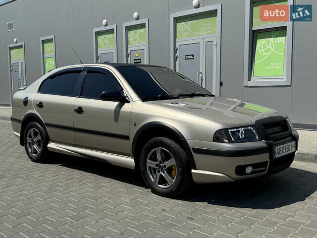 Бежевый Шкода Октавия, объемом двигателя 2 л и пробегом 125 тыс. км за 8500 $, фото 12 на Automoto.ua