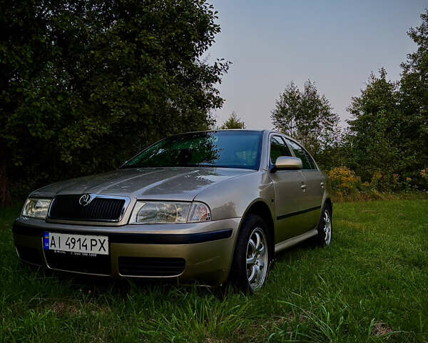 Бежевый Шкода Октавия, объемом двигателя 1.6 л и пробегом 213 тыс. км за 5500 $, фото 36 на Automoto.ua