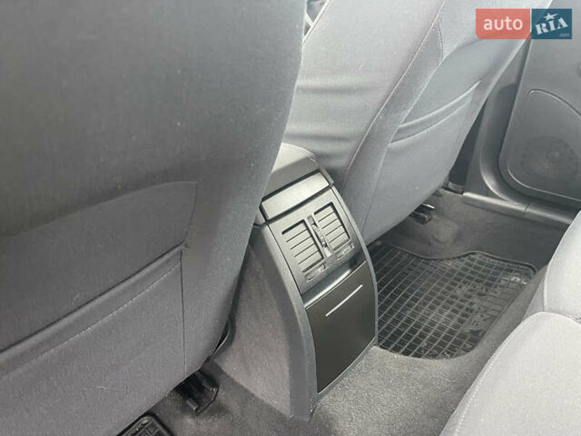 Бежевий Шкода Октавія, об'ємом двигуна 0 л та пробігом 235 тис. км за 6450 $, фото 48 на Automoto.ua
