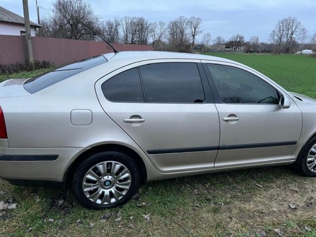 Бежевый Шкода Октавия, объемом двигателя 1.6 л и пробегом 320 тыс. км за 5300 $, фото 4 на Automoto.ua