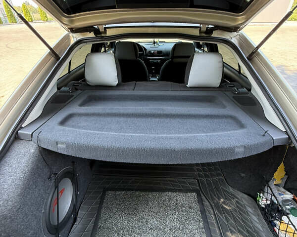 Бежевый Шкода Октавия, объемом двигателя 2 л и пробегом 125 тыс. км за 8500 $, фото 26 на Automoto.ua