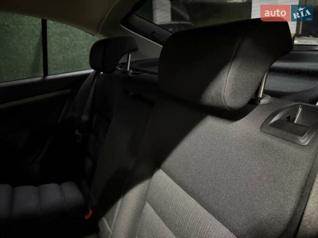 Бежевый Шкода Октавия, объемом двигателя 1.6 л и пробегом 206 тыс. км за 5200 $, фото 29 на Automoto.ua