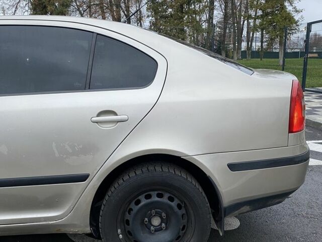 Бежевый Шкода Октавия, объемом двигателя 1.9 л и пробегом 350 тыс. км за 4999 $, фото 5 на Automoto.ua