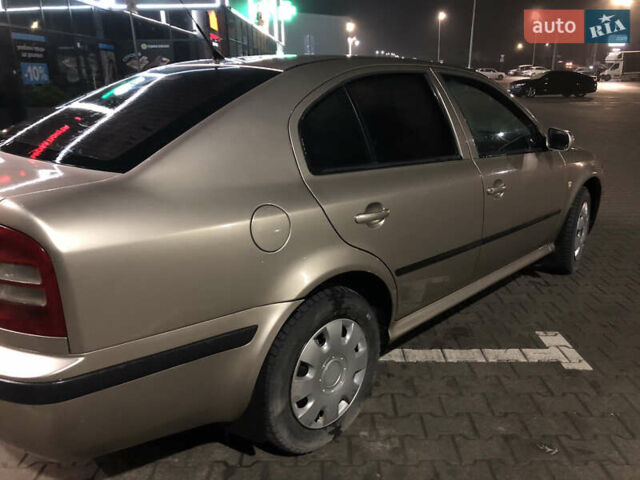 Бежевый Шкода Октавия, объемом двигателя 1.9 л и пробегом 593 тыс. км за 4800 $, фото 4 на Automoto.ua