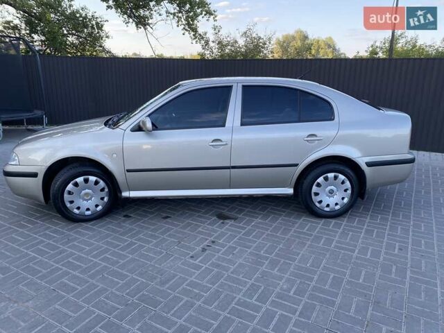Бежевий Шкода Октавія, об'ємом двигуна 1.6 л та пробігом 188 тис. км за 5700 $, фото 1 на Automoto.ua
