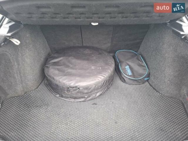 Шкода Октавия 2005 в Малине на Automoto.ua Бежевый Шкода Октавия, объемом двигателя 1.6 л и пробегом 324 тыс. км за 6900 $, фото 10 на Automoto.ua