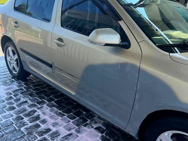 Бежевий Шкода Октавія, об'ємом двигуна 1.9 л та пробігом 286 тис. км за 4400 $, фото 4 на Automoto.ua