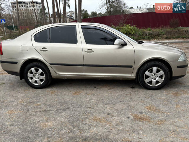 Бежевий Шкода Октавія, об'ємом двигуна 1.6 л та пробігом 347 тис. км за 5200 $, фото 5 на Automoto.ua