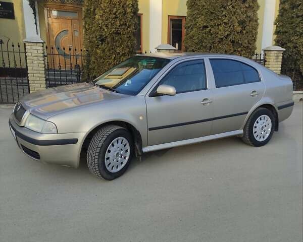 Бежевый Шкода Октавия, объемом двигателя 1.6 л и пробегом 255 тыс. км за 4000 $, фото 18 на Automoto.ua