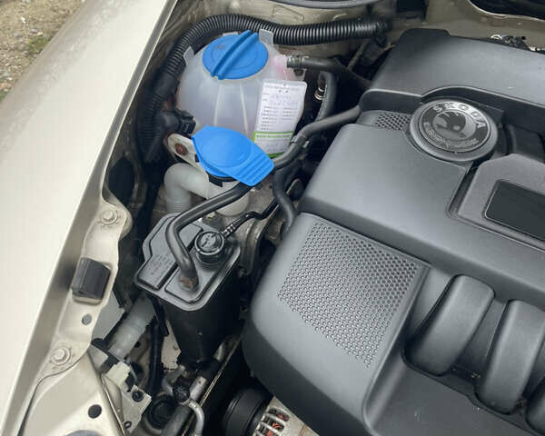 Бежевий Шкода Октавія, об'ємом двигуна 0 л та пробігом 235 тис. км за 6450 $, фото 77 на Automoto.ua