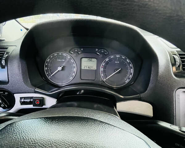 Бежевий Шкода Октавія, об'ємом двигуна 1.62 л та пробігом 271 тис. км за 4899 $, фото 11 на Automoto.ua