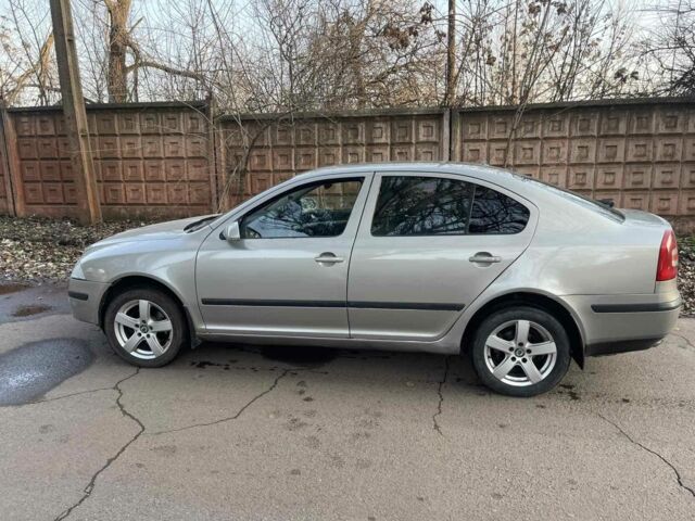 Бежевый Шкода Октавия, объемом двигателя 1.6 л и пробегом 290 тыс. км за 3650 $, фото 7 на Automoto.ua