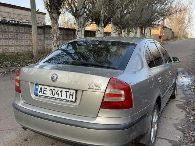 Бежевый Шкода Октавия, объемом двигателя 1.6 л и пробегом 290 тыс. км за 3650 $, фото 5 на Automoto.ua