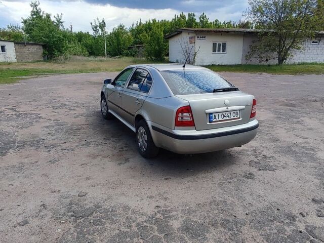 Бежевый Шкода Октавия, объемом двигателя 1.6 л и пробегом 390 тыс. км за 4150 $, фото 10 на Automoto.ua